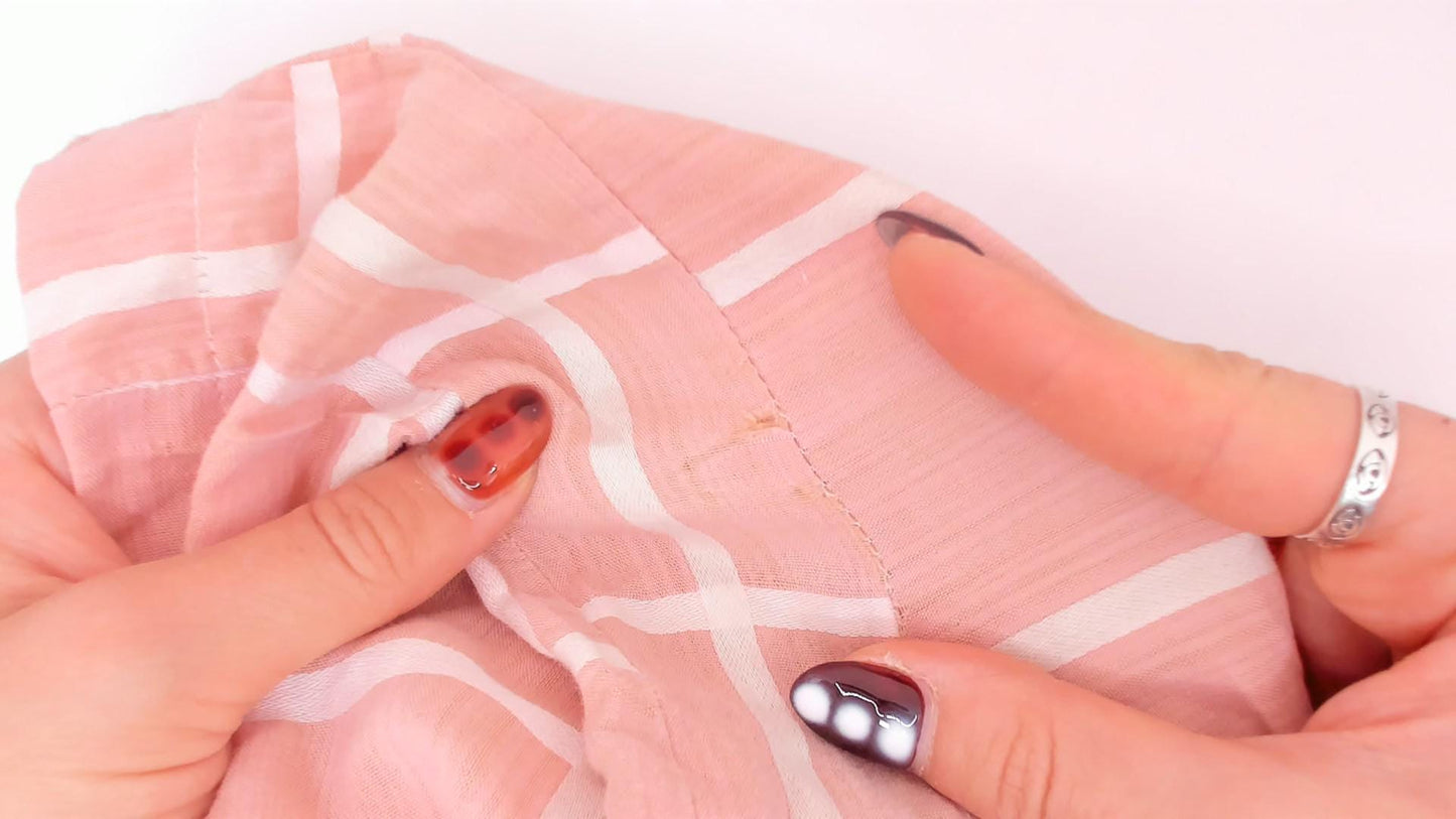 1960s Pink Cream Windowpane Shirtdress Cotton Button Front Pleated Large L