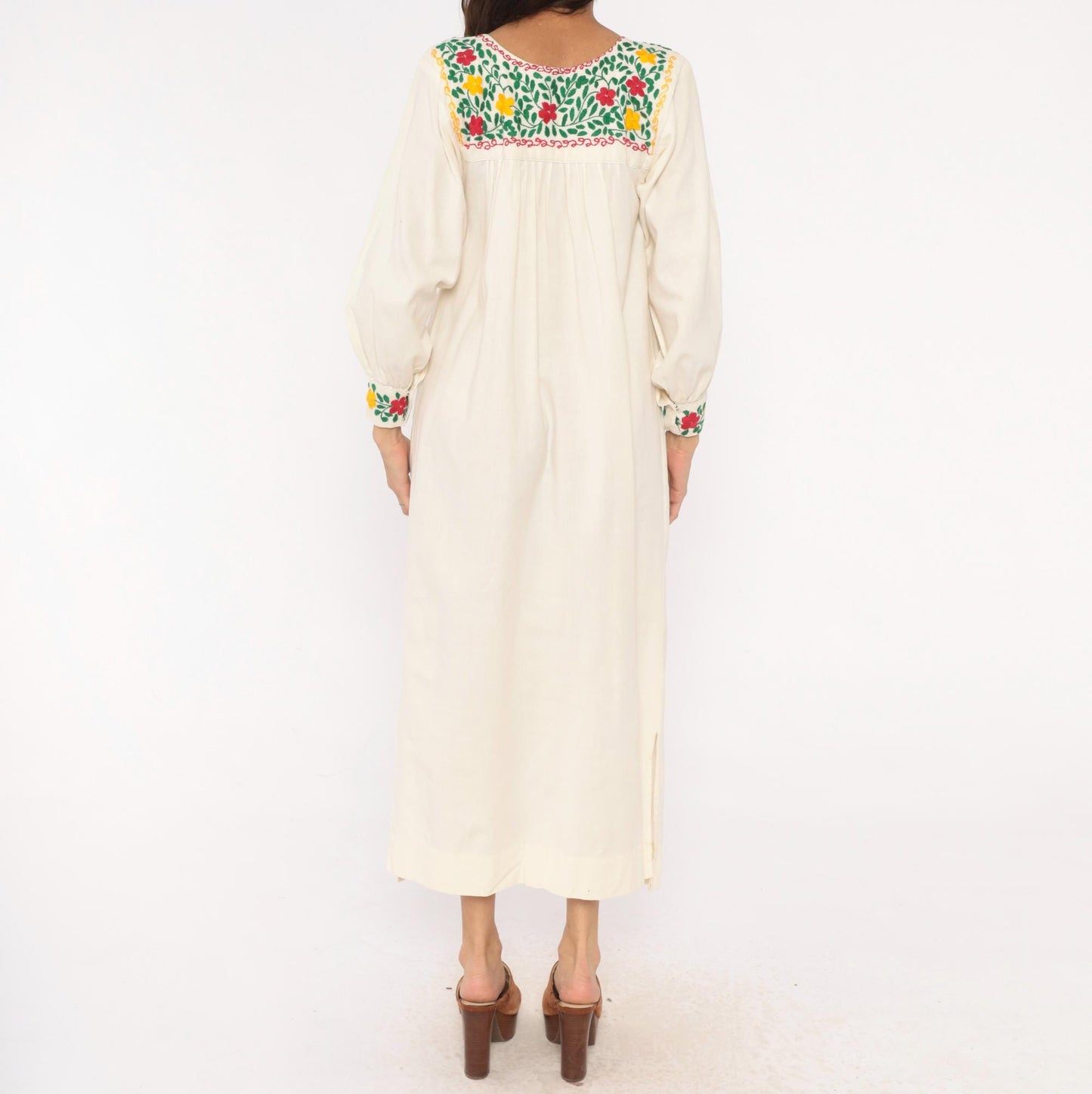 70s Embroidered Mexican Cotton Maxi Dress Floral Cream Long Sleeve Small