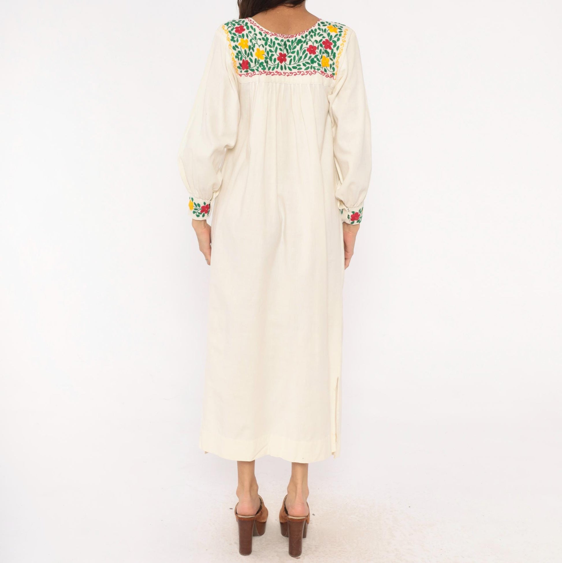70s Embroidered Mexican Cotton Maxi Dress Floral Cream Long Sleeve Small