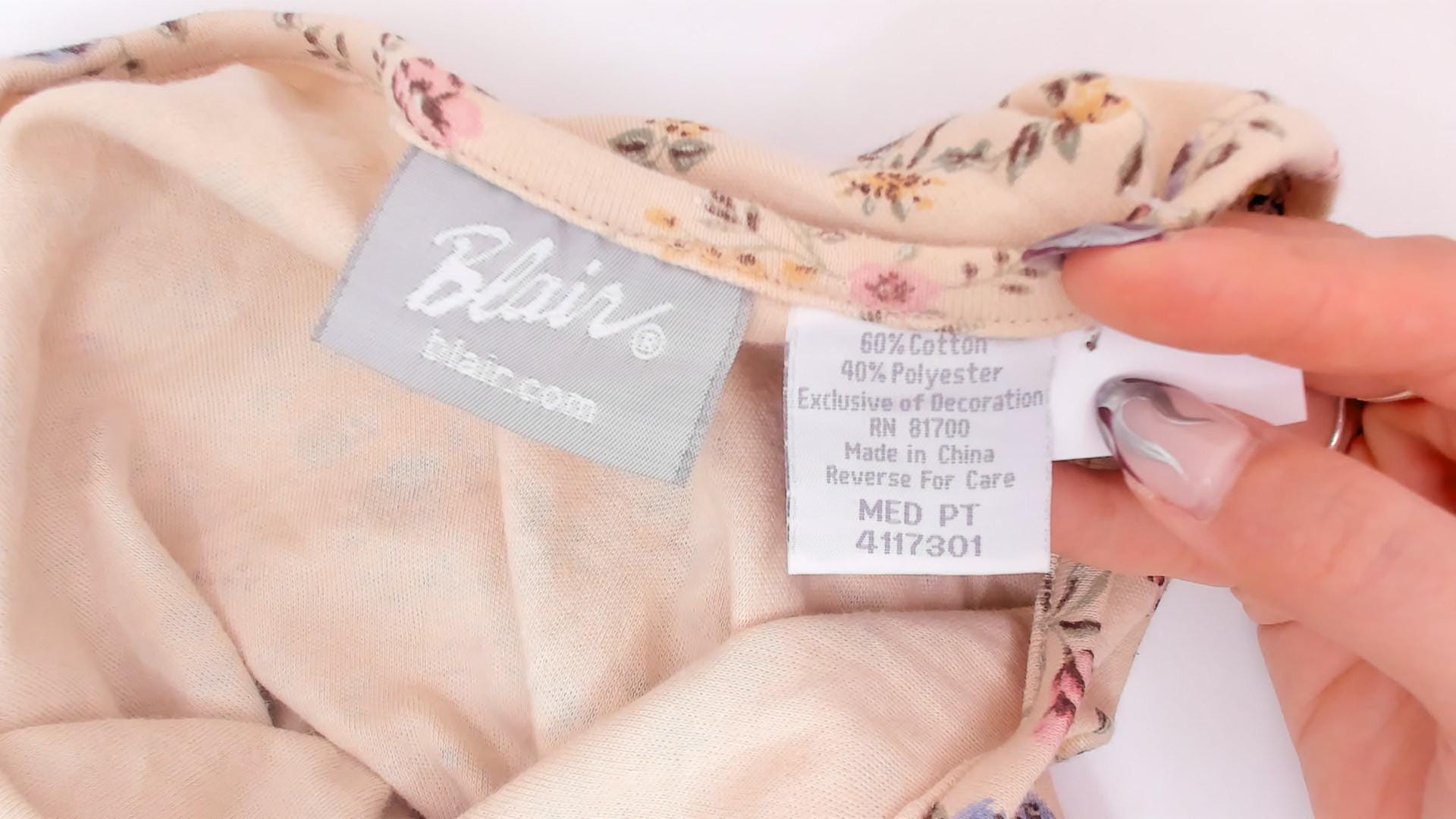 90s Blair Ditsy Floral Maxi Dress Cream Cotton Prairie V-Neck Medium Petite