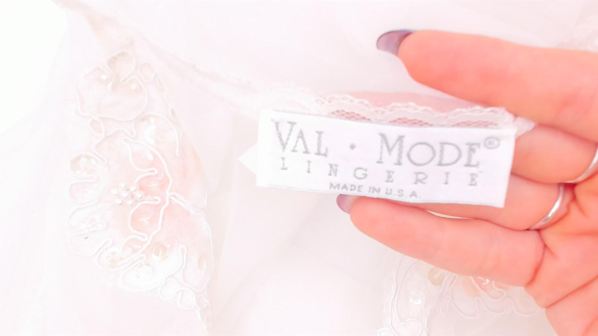 70s Val Mode Lingerie Sheer Nylon Robe White Pink Floral Sequin Small