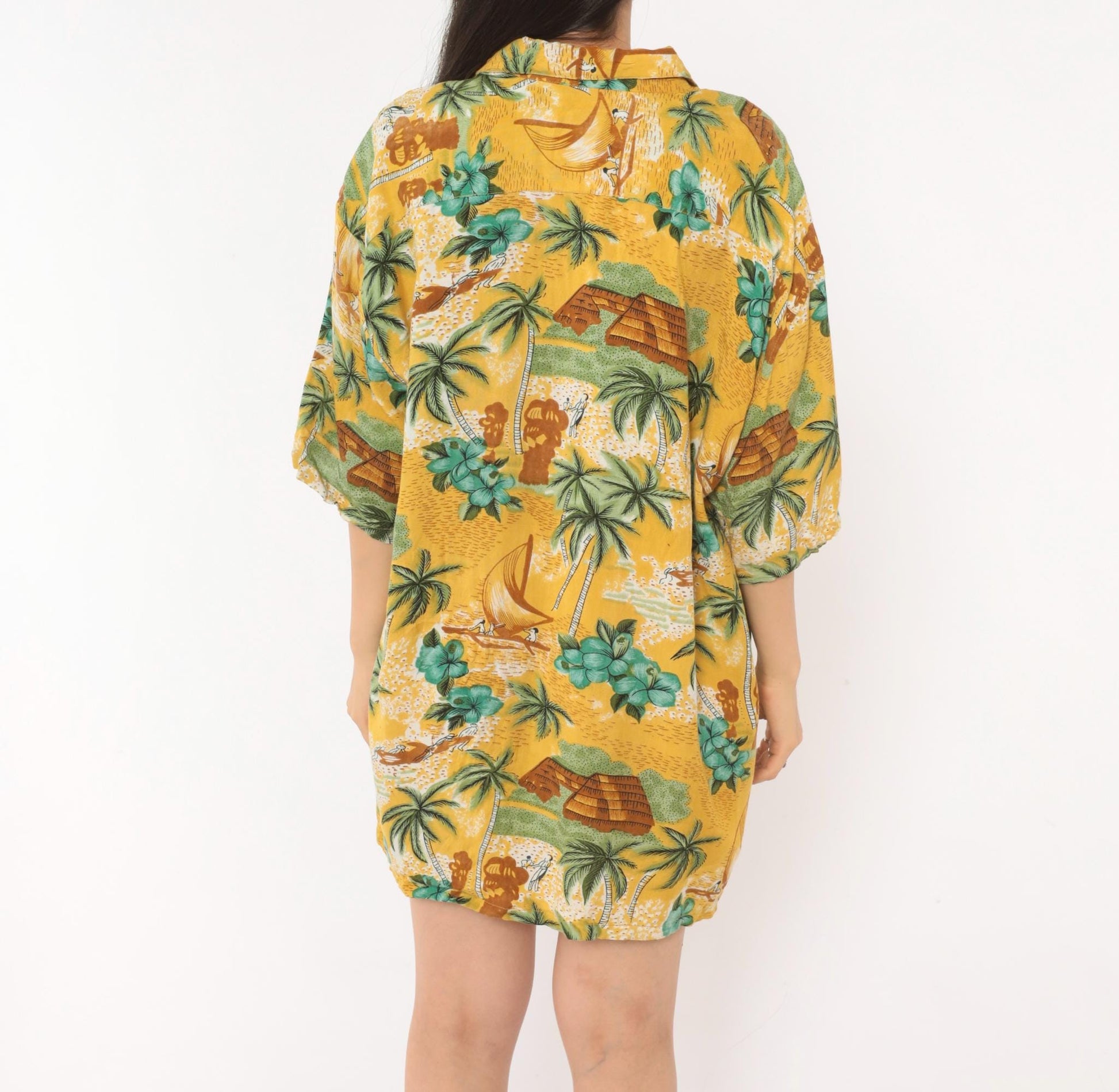 2000s Bullseye Hawaiian Camp Collar Shirt Yellow Tropical Scenic Large L