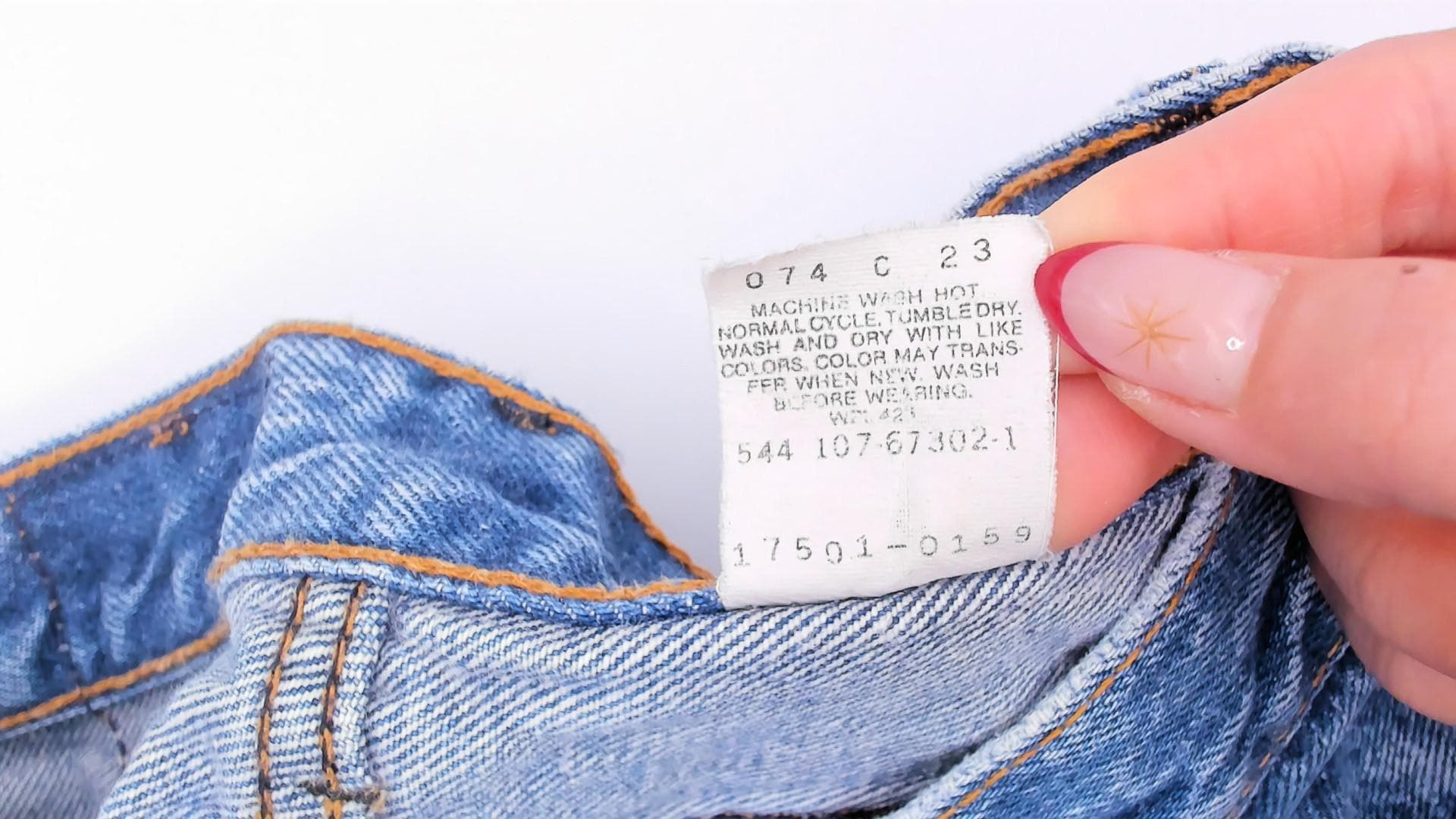 80s Levi's High Waist Straight Leg Jeans Medium Wash Button Fly Extra Small XS