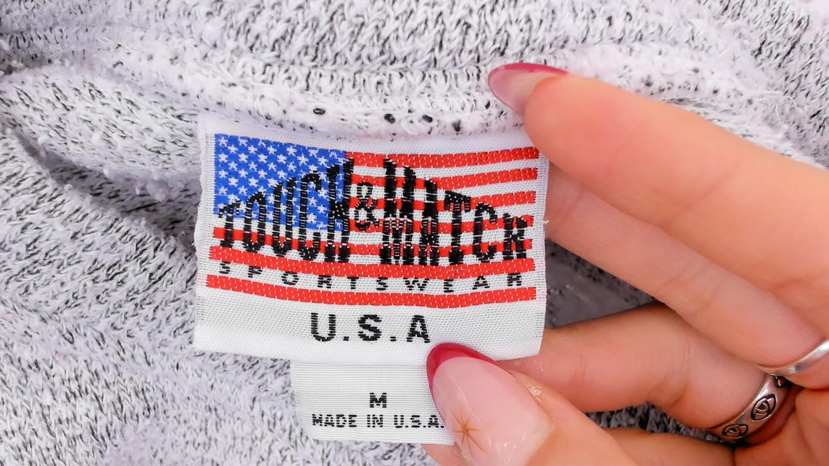 90s Gatlinburg Tennessee USA Flag Embroidered Grey Knit Pullover Medium M