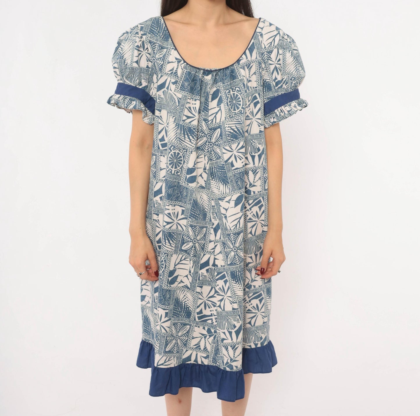 90s Good Times Tapa Print Muumuu Blue White Tropical Patchwork Cotton Knee-Length Medium Large