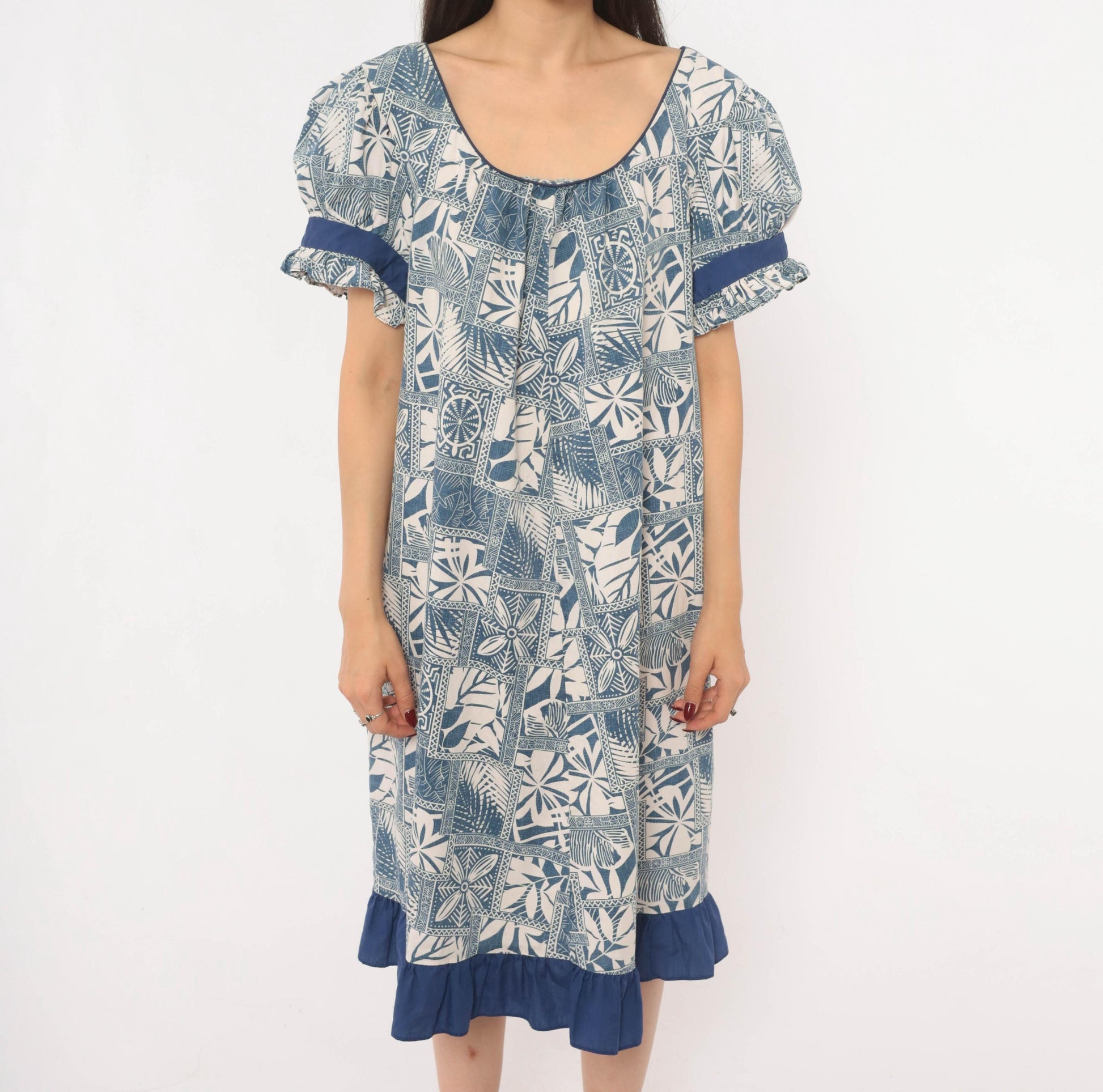 90s Good Times Tapa Print Muumuu Blue White Tropical Patchwork Cotton Knee-Length Medium Large