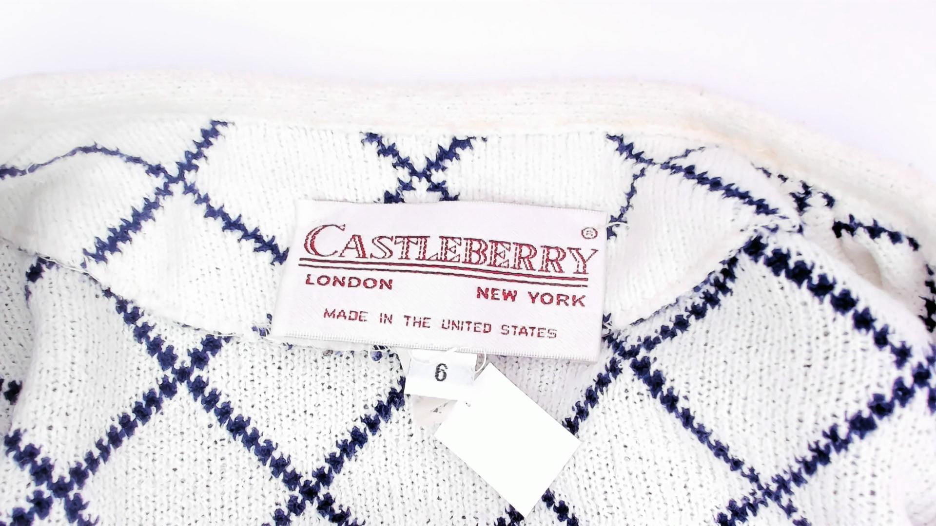80s Castleberry Navy Diamond Knit Blazer White Trim Collarless Small