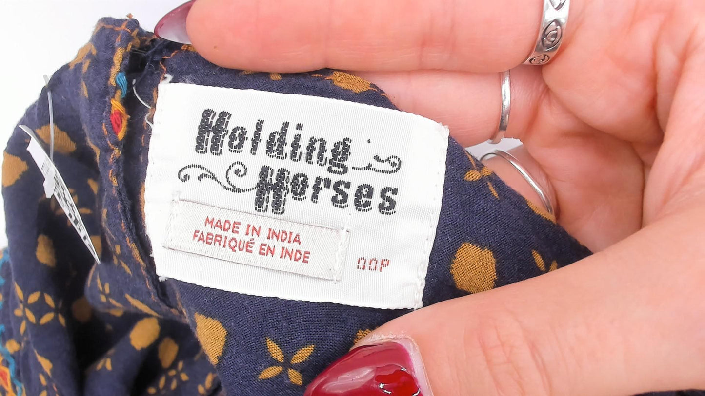 Y2K Holding Horses Embroidered Folk Art Blouse Tan Navy Geometric Cross Stitch Extra Small