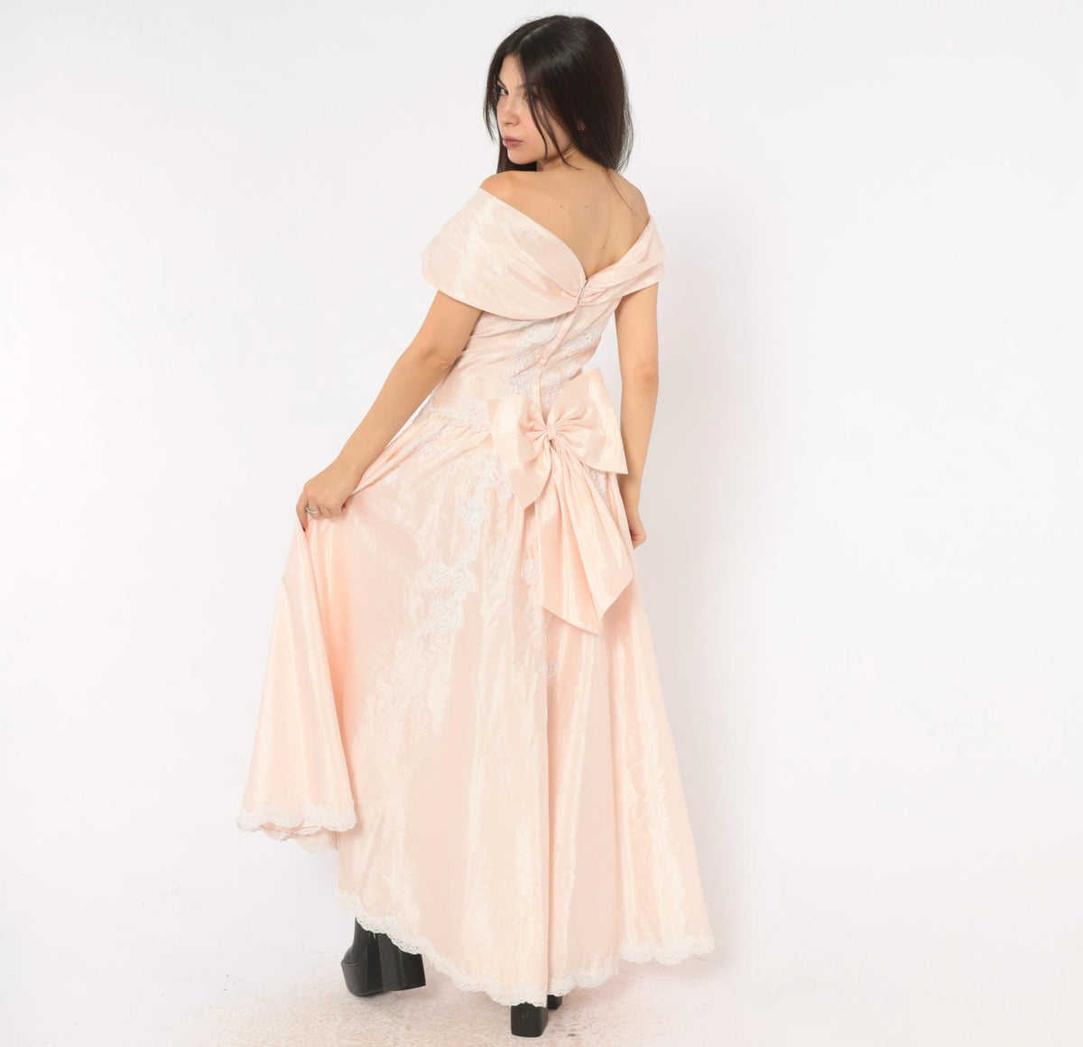 80s Eden Bridal Blush Pink Maxi Gown Off-Shoulder Sweetheart Bow Back Medium