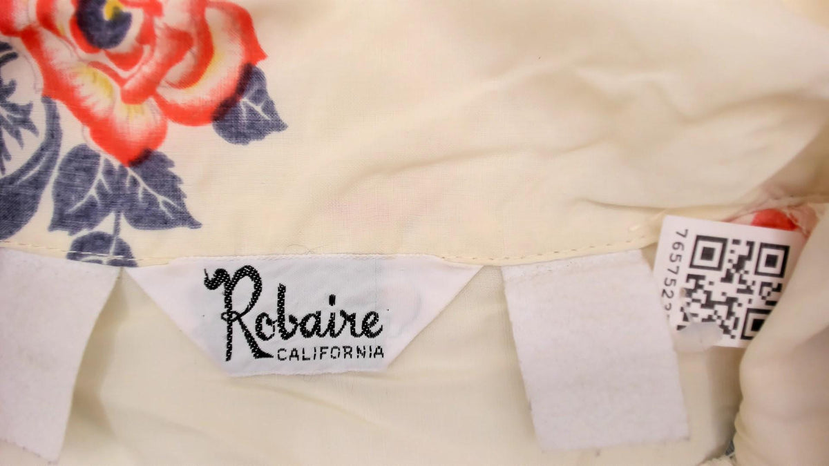 70s Cream Floral Blouse Pointed Collar Button Front Smocked Waist Medium