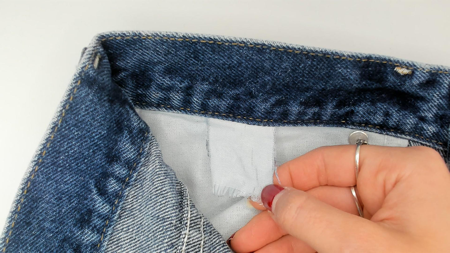 90s Lee Mom Jeans Stonewash Blue Denim Straight Leg Mid Rise Medium 33