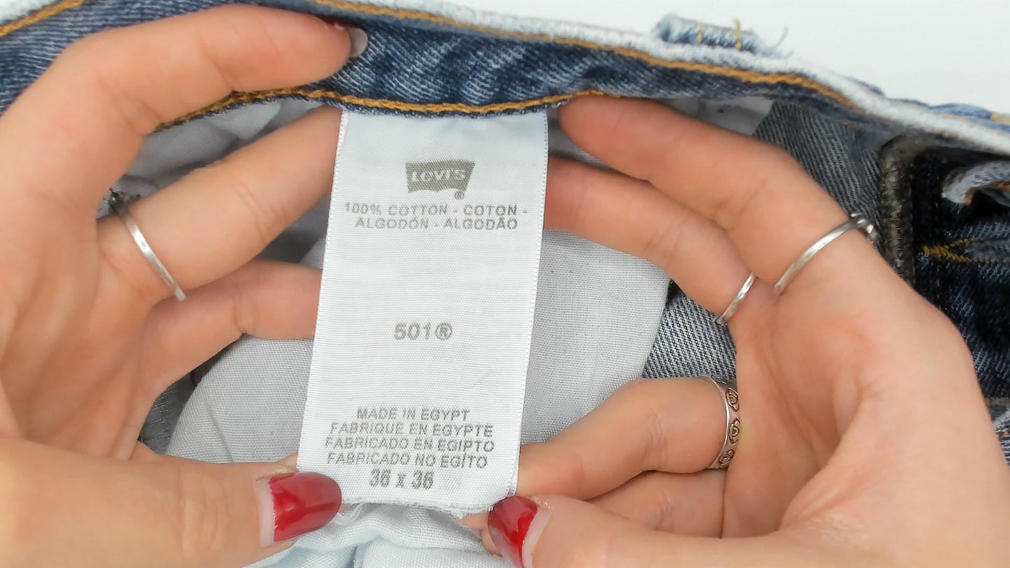 Levi's 501 Light Wash Straight Leg Jeans Button Fly 2000s Extra Large XL