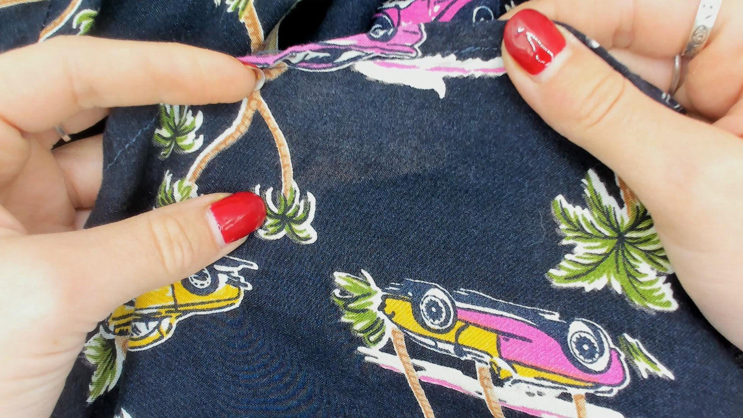 90s Classic Cars Hawaiian Shirt Black Pink Yellow Palm Tree Camp Collar XS