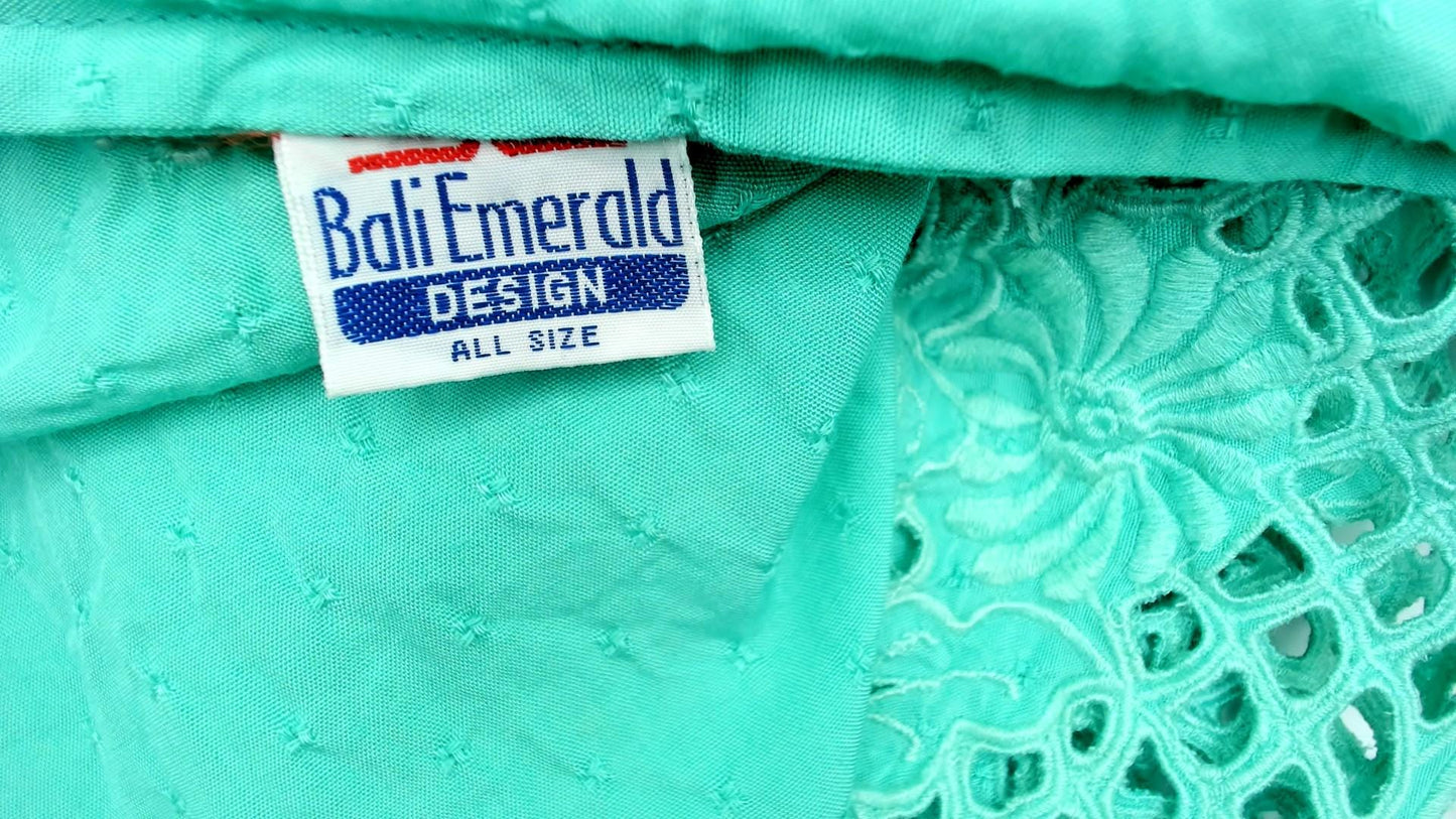 90s Bali Emerald Mint Green Cutwork Lace Blouse Scalloped Batwing Sleeve Small