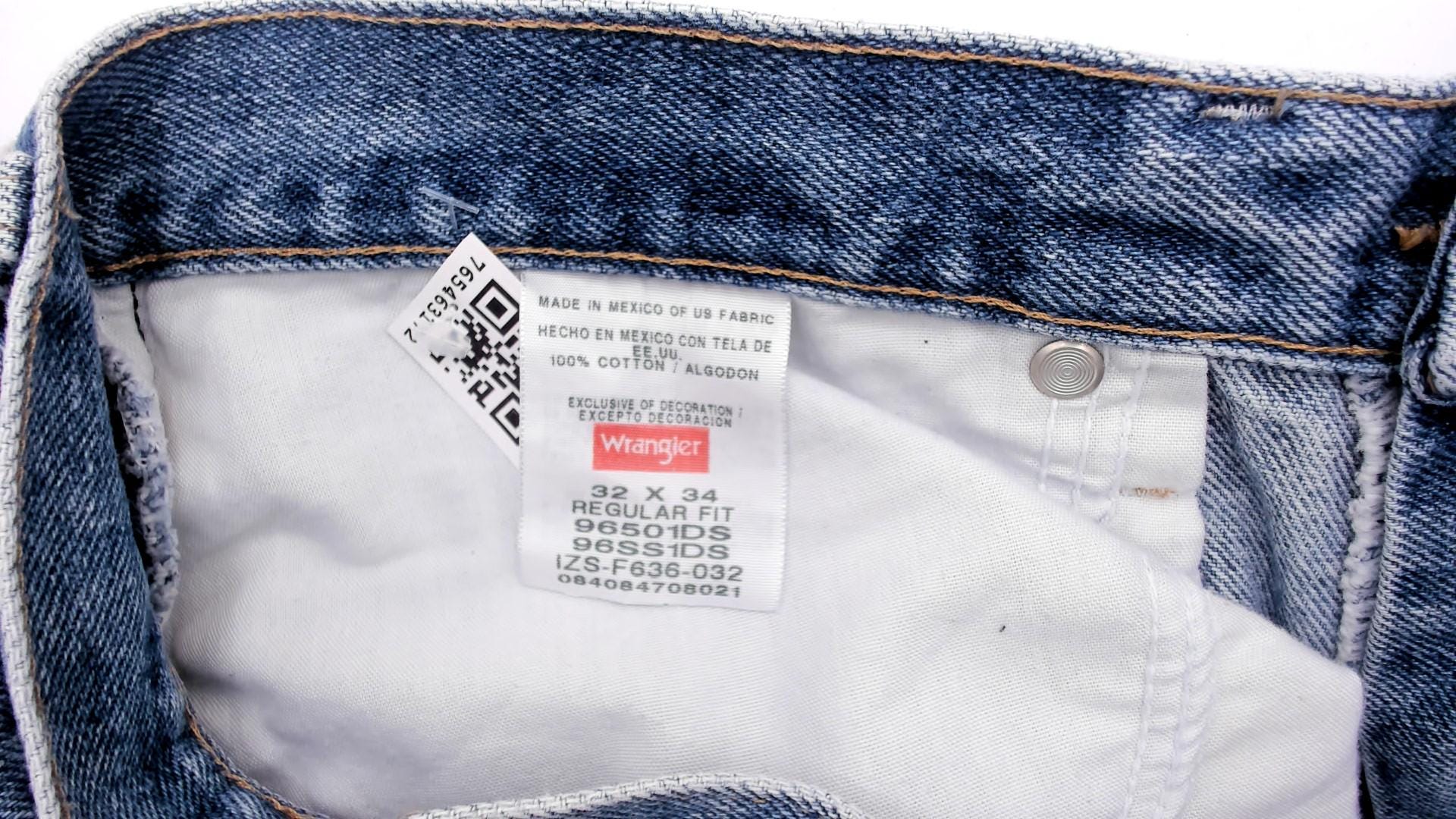 90s Wrangler Straight Leg Jeans Light Stonewash Blue Cotton 32x34