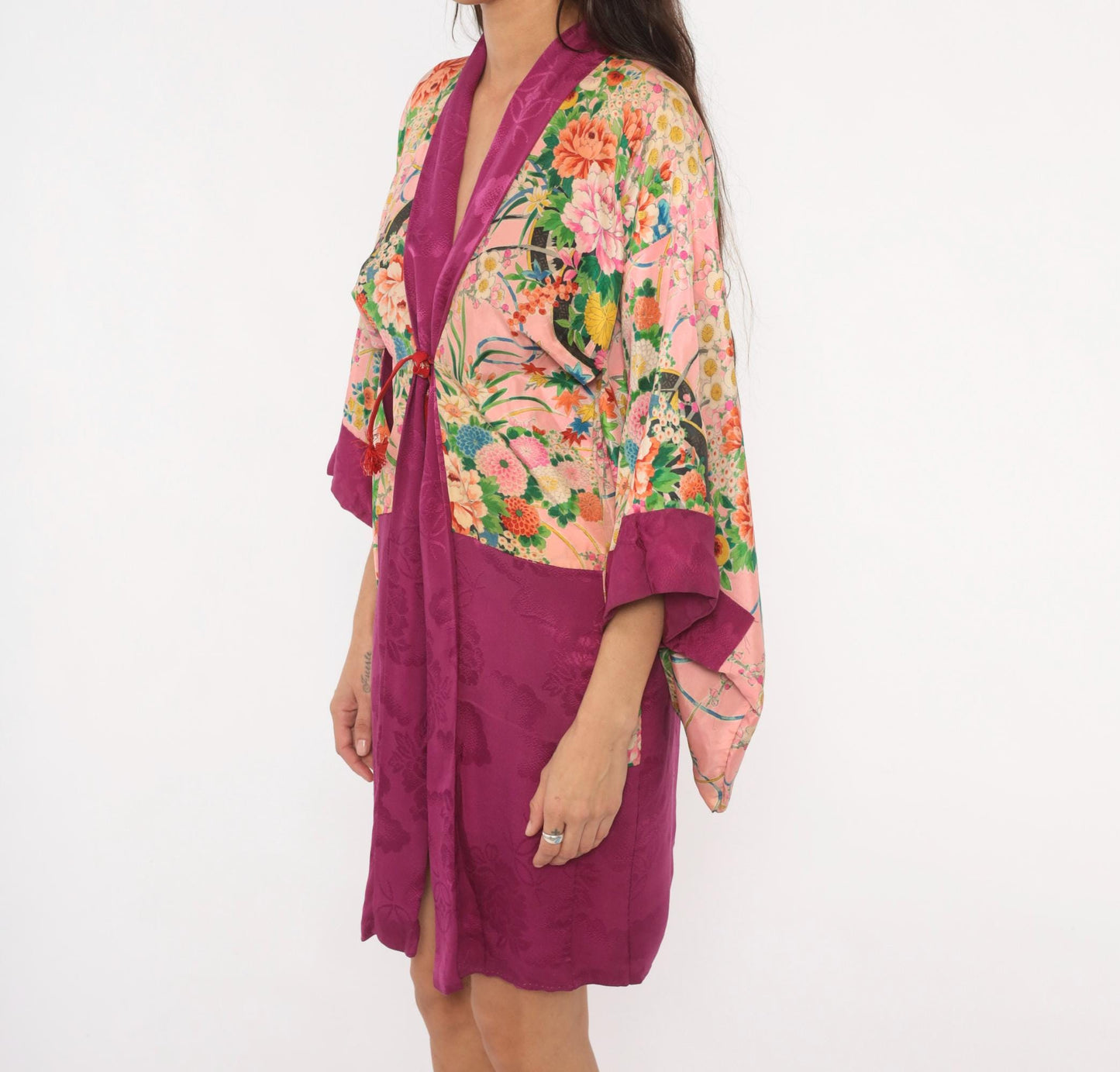 70s Silk Kimono Robe Pink Magenta Floral Chrysanthemum Butterfly Print Small S