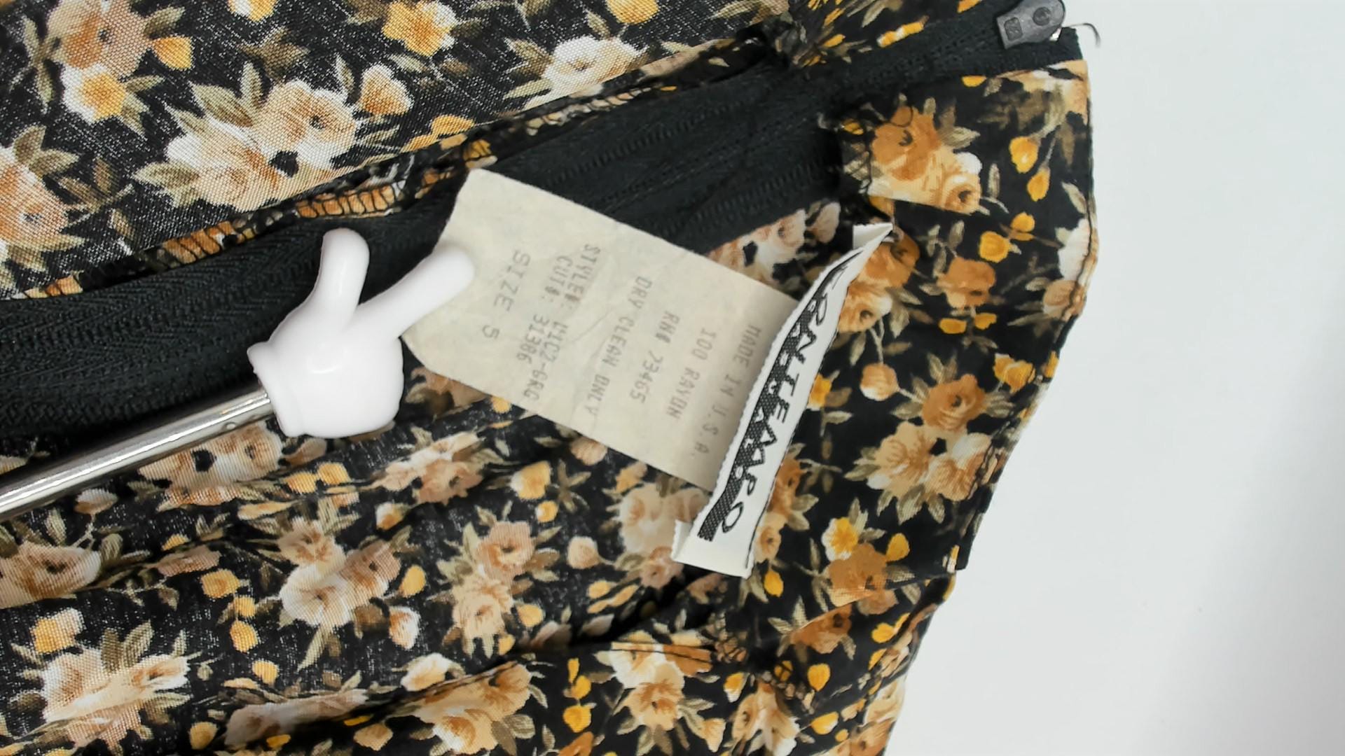 90s Contempo Casuals Floral Mini Dress Black Peach Rose V-Neck Flutter Sleeve Small S