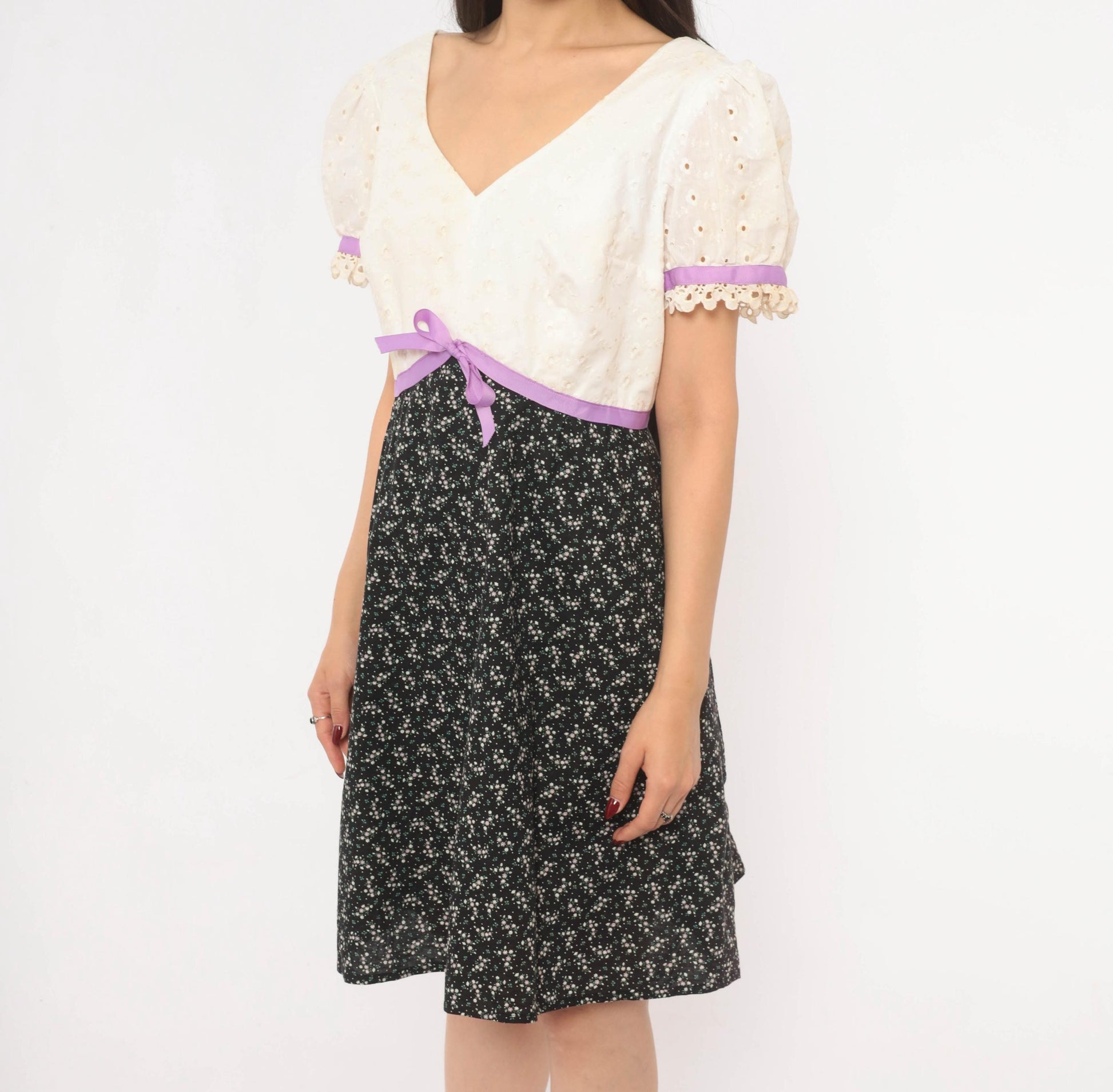 70s Princess Kaiulani Empire Waist Dress Eyelet Puff Sleeve Black Floral Medium M