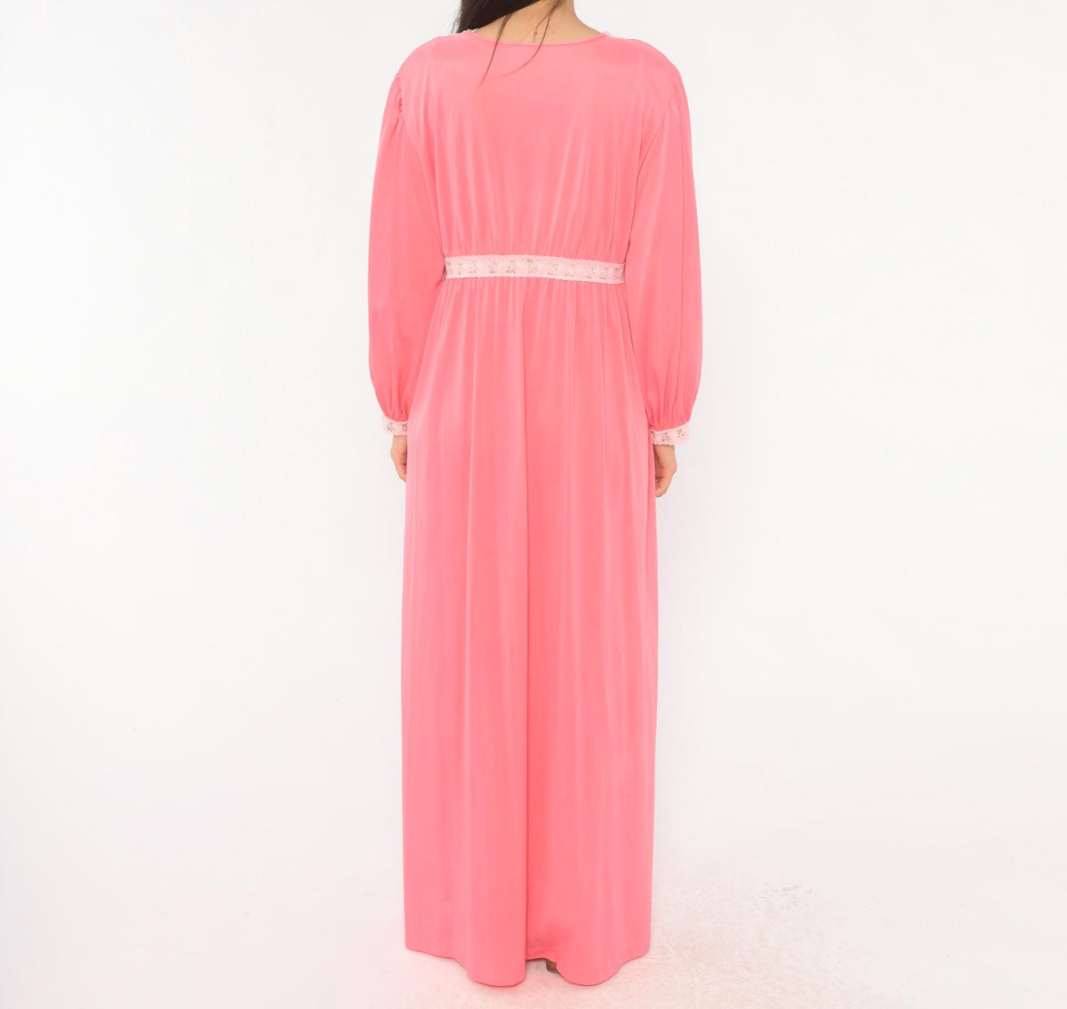 70s Coral Pink Maxi Robe Floral Lace Trim V-Neck Balloon Sleeve Large L