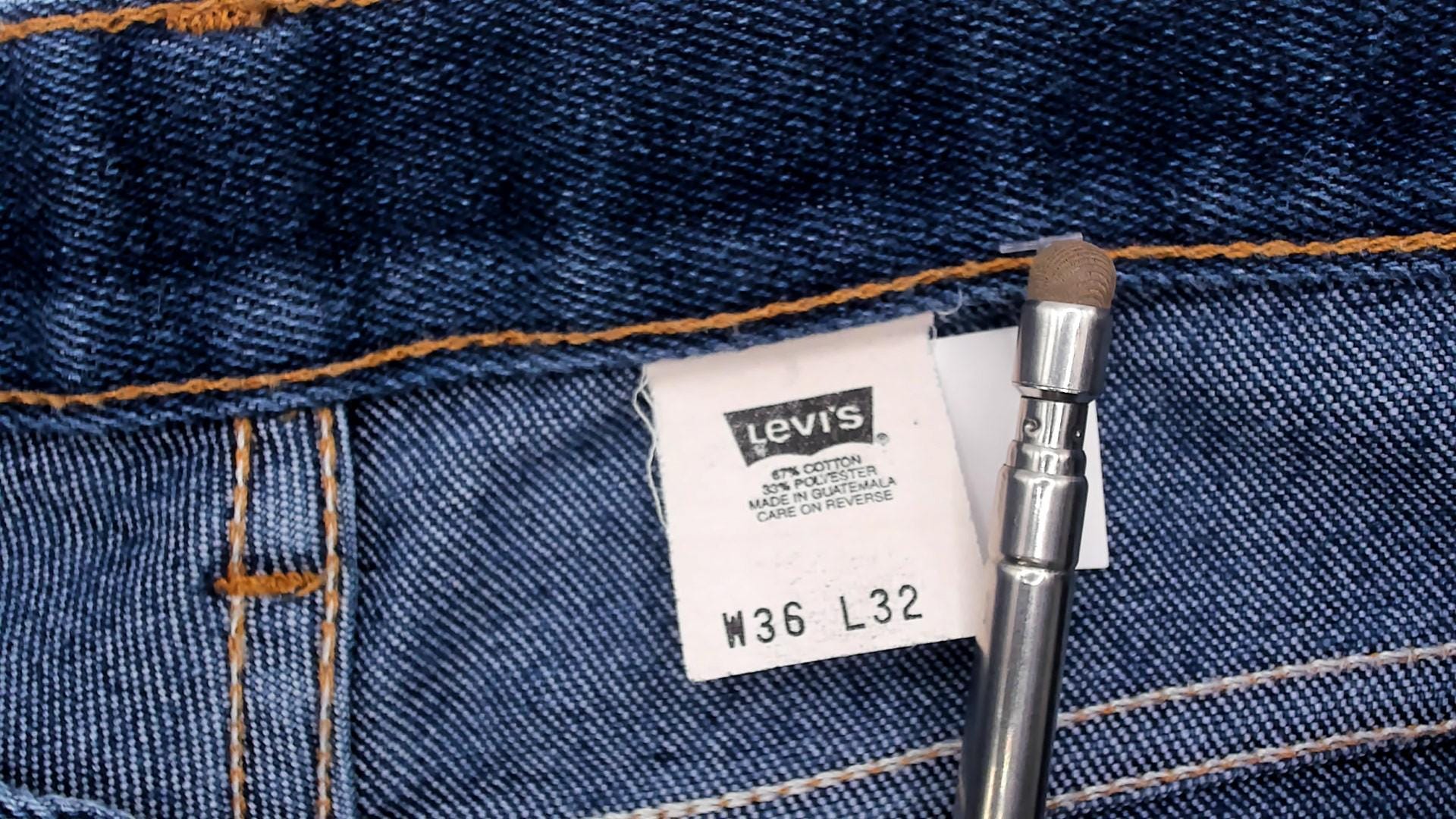 80s Levi's High Waist Straight Leg Jeans Medium Blue Denim 36x32
