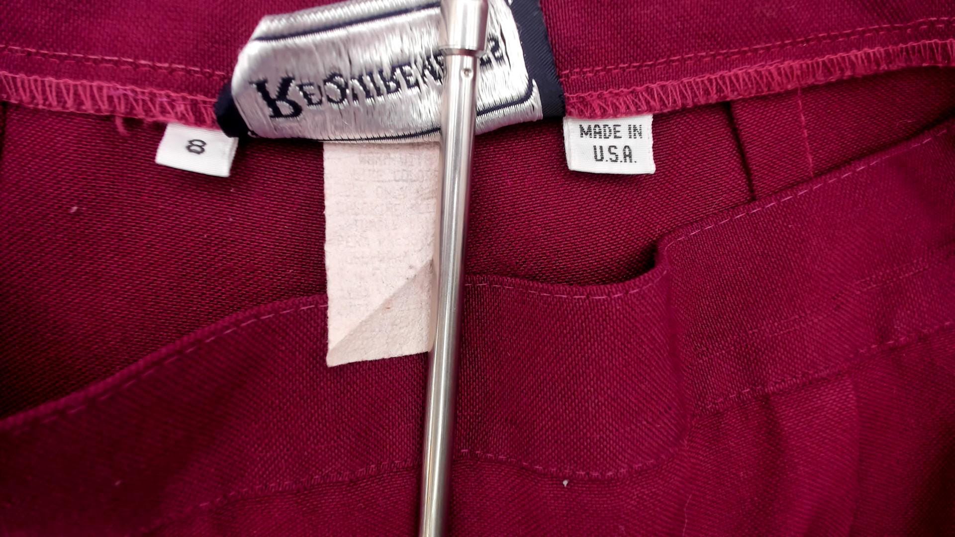 80s Burgundy High-Waist Pleated Tapered Trousers Cropped Length Medium