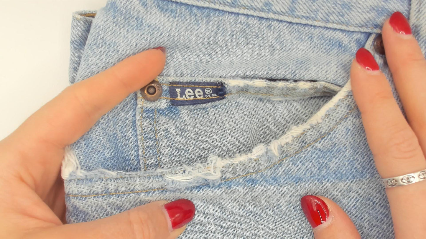 Y2K Light Wash Straight Leg Cropped Jeans Raw Hem Blue Cotton Large L