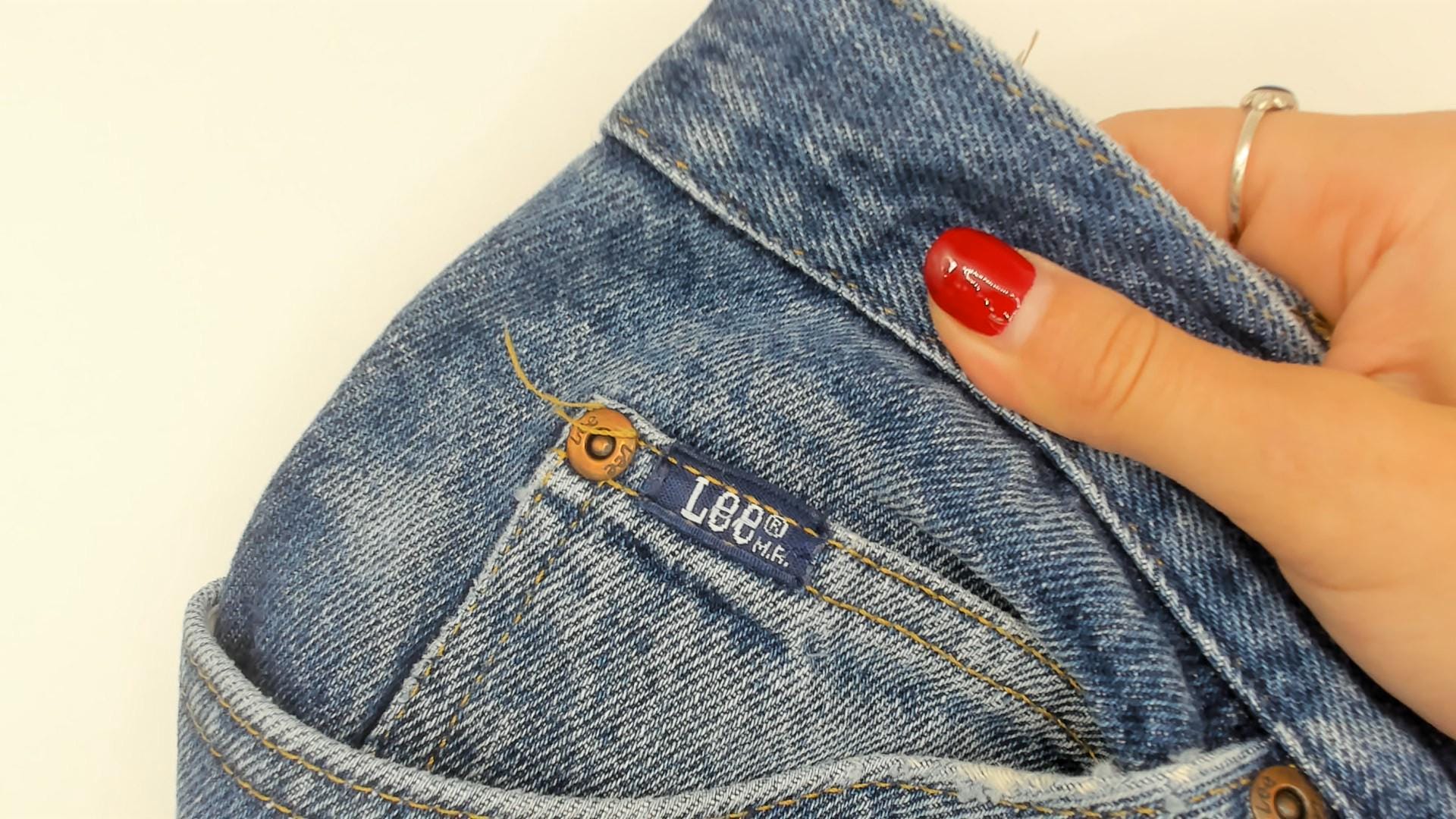 Lee Straight Leg Jeans 2000s Medium Wash Mid Rise 34x30