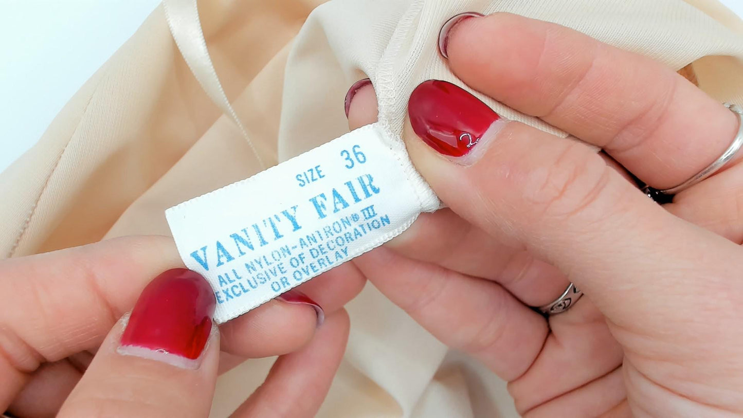 70s Vanity Fair Slip Dress Cream Nylon V-Neck Scalloped Lace Knee-Length Medium M