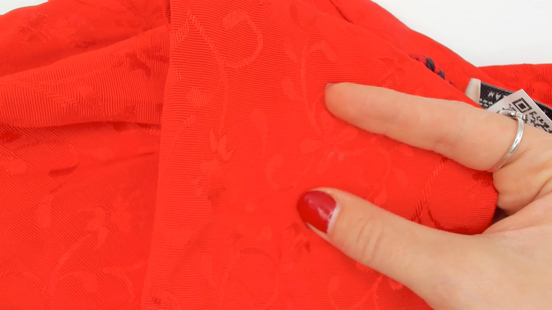 90s SL Petites Red Jacquard Wrap Blouse Floral Vine Embossed Small S