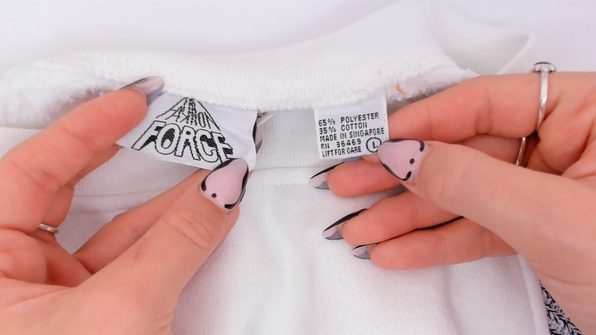 90s Fashion Force Color Block Sweatshirt White Grey Marled Raglan Large L