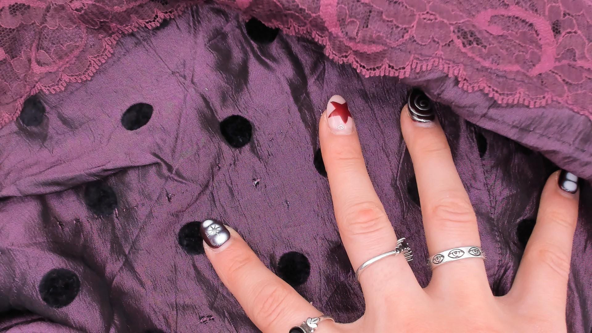 90s Plum Polka Dot Velvet Trim Puff Sleeve Gown V Neck Small