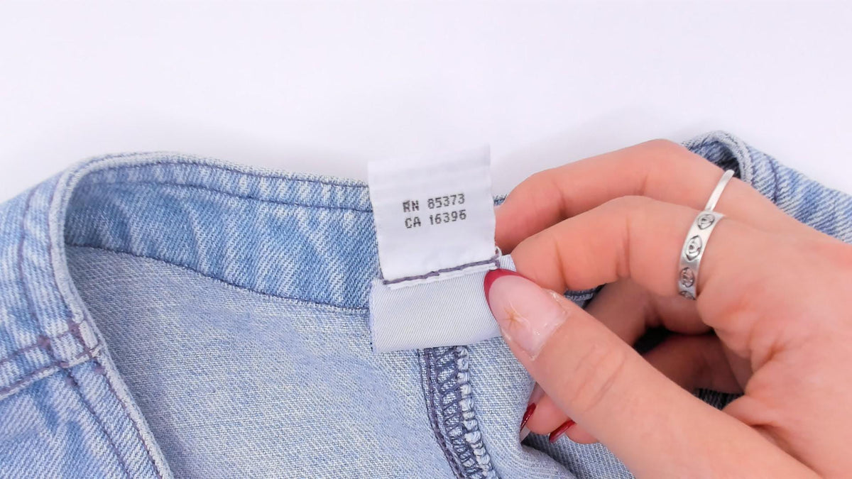 90s Light Blue Denim Vest Cotton Button Front Cropped Medium M