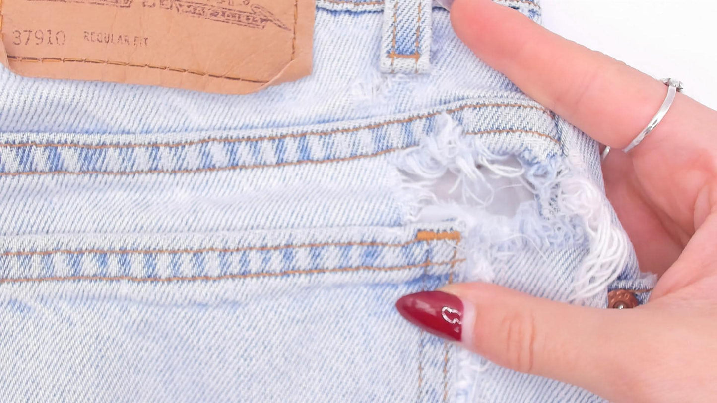 90s Levi's Cutoff Denim Shorts Light Wash High Rise Button Fly Small