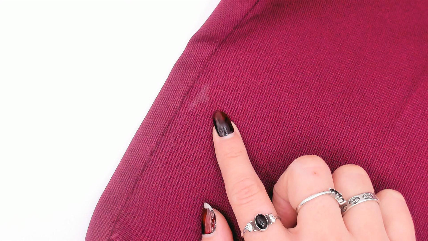 80s Burgundy High-Waist Pleated Tapered Trousers Cropped Length Medium
