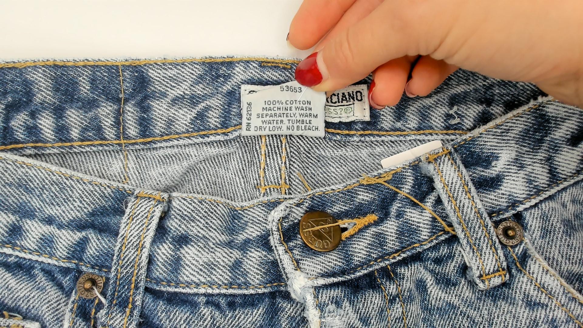 90s Georges Marciano Guess Acid Wash High Waisted Mom Jeans Blue 34