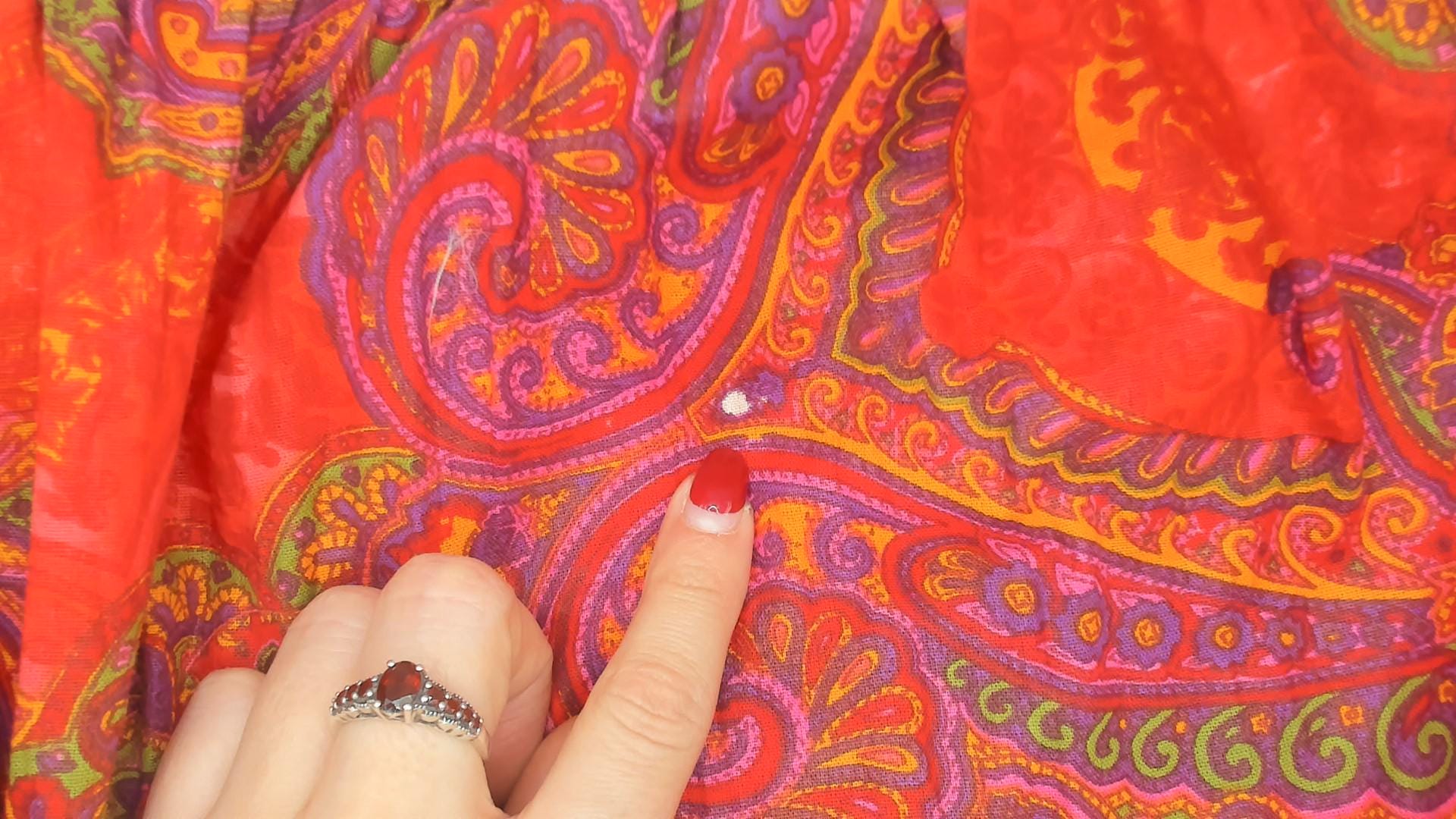 70s Metropolitan Paisley Smocked Midi Dress Red Flutter Sleeve Cotton Large L