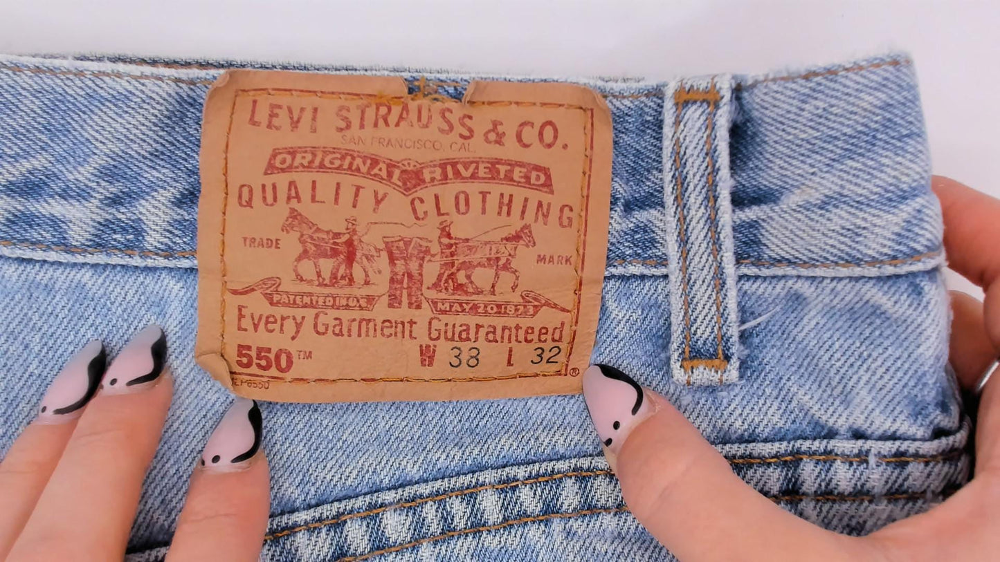 Levi's 550 Light Stonewash Denim Jeans 90s Relaxed Straight Leg High Waist 38x32