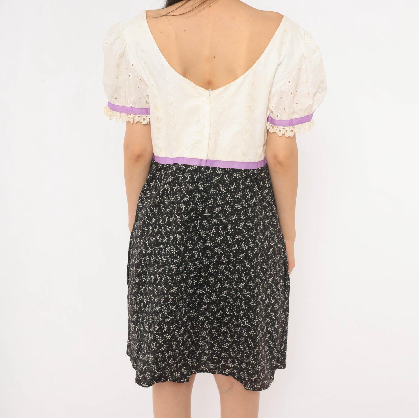 70s Princess Kaiulani Empire Waist Dress Eyelet Puff Sleeve Black Floral Medium M