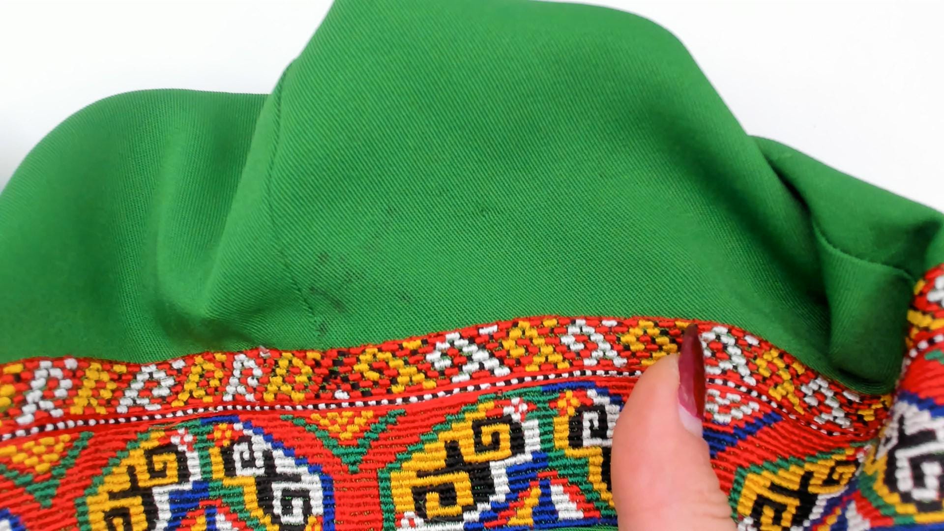 70s Emerald Green Maxi Dress Embroidered Neckline Long Sleeve Kaftan Extra Small XS