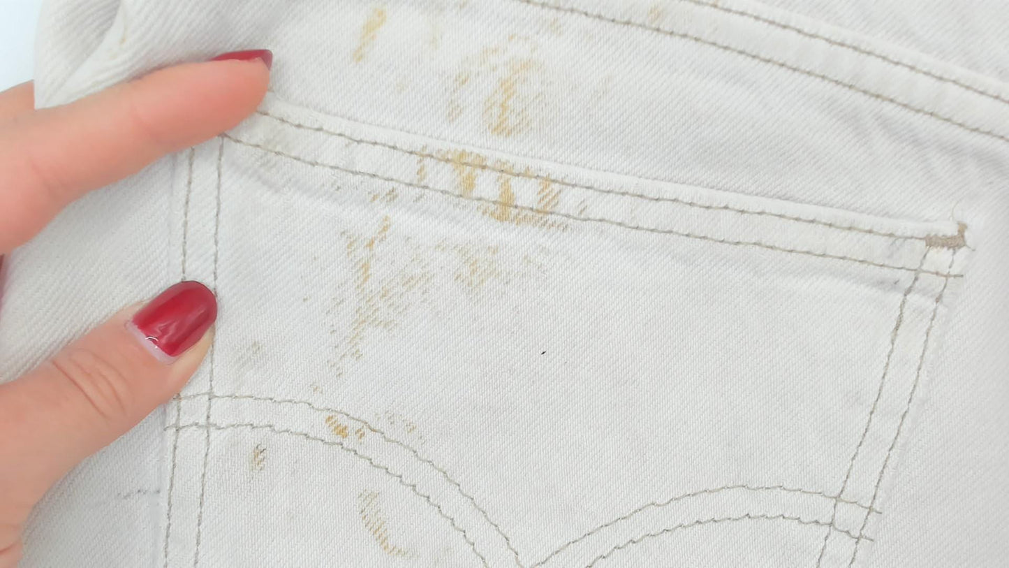 90s Levi's 550 Off-White Denim Shorts High Rise Distressed Cream Waist 36