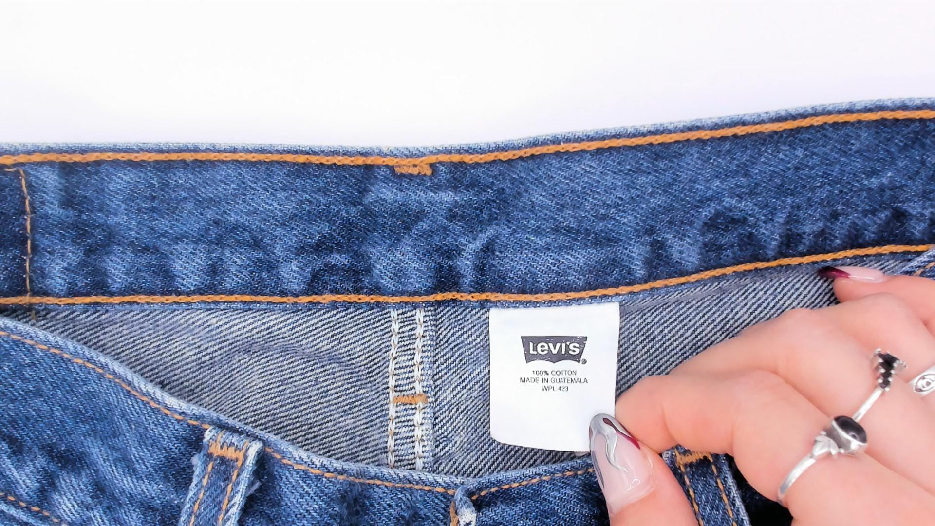 Levi's 501 Student Jeans 2000s Medium Indigo Straight Leg Button Fly 30x32