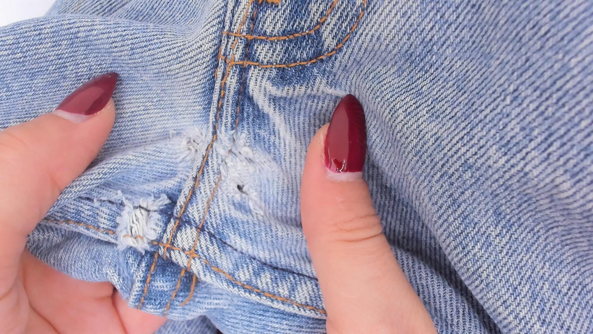 90s Levi's 501 Light Wash Straight Leg High Waist Jeans Medium