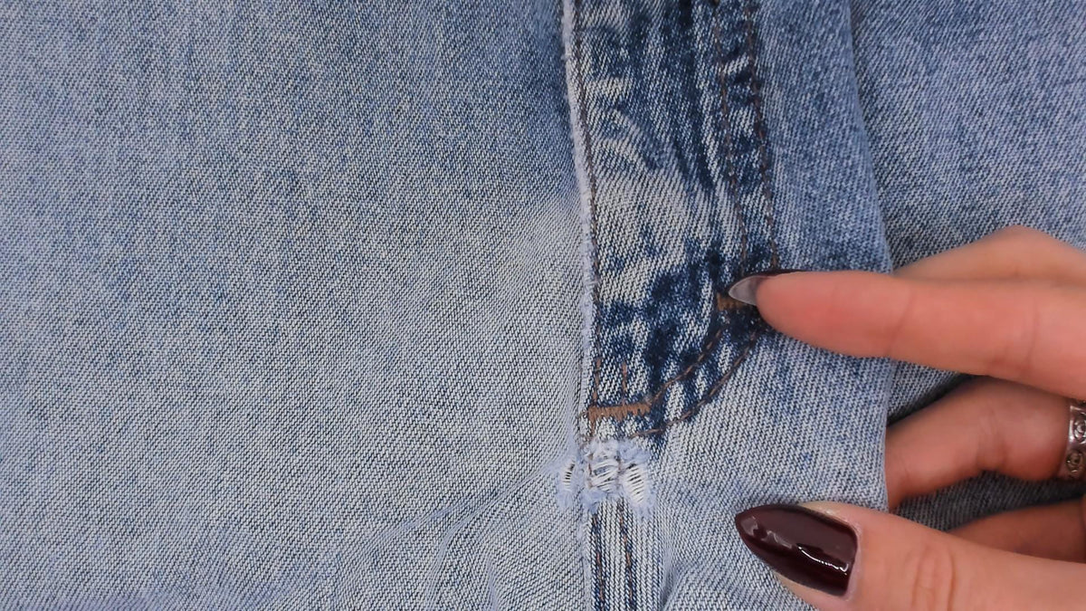 90s Light Wash Denim Cutoff Shorts High Waisted Frayed Raw Hem Medium M