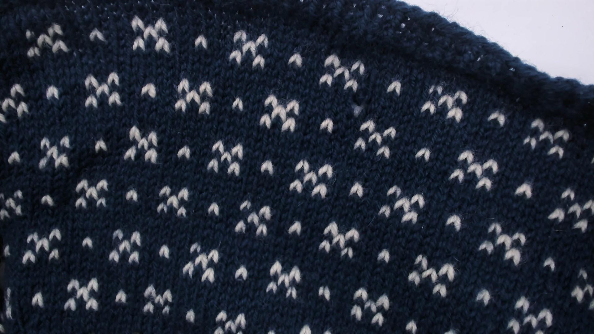 90s Husfliden Norwegian Fair Isle Wool Cardigan Navy Cream Burgundy Medium M