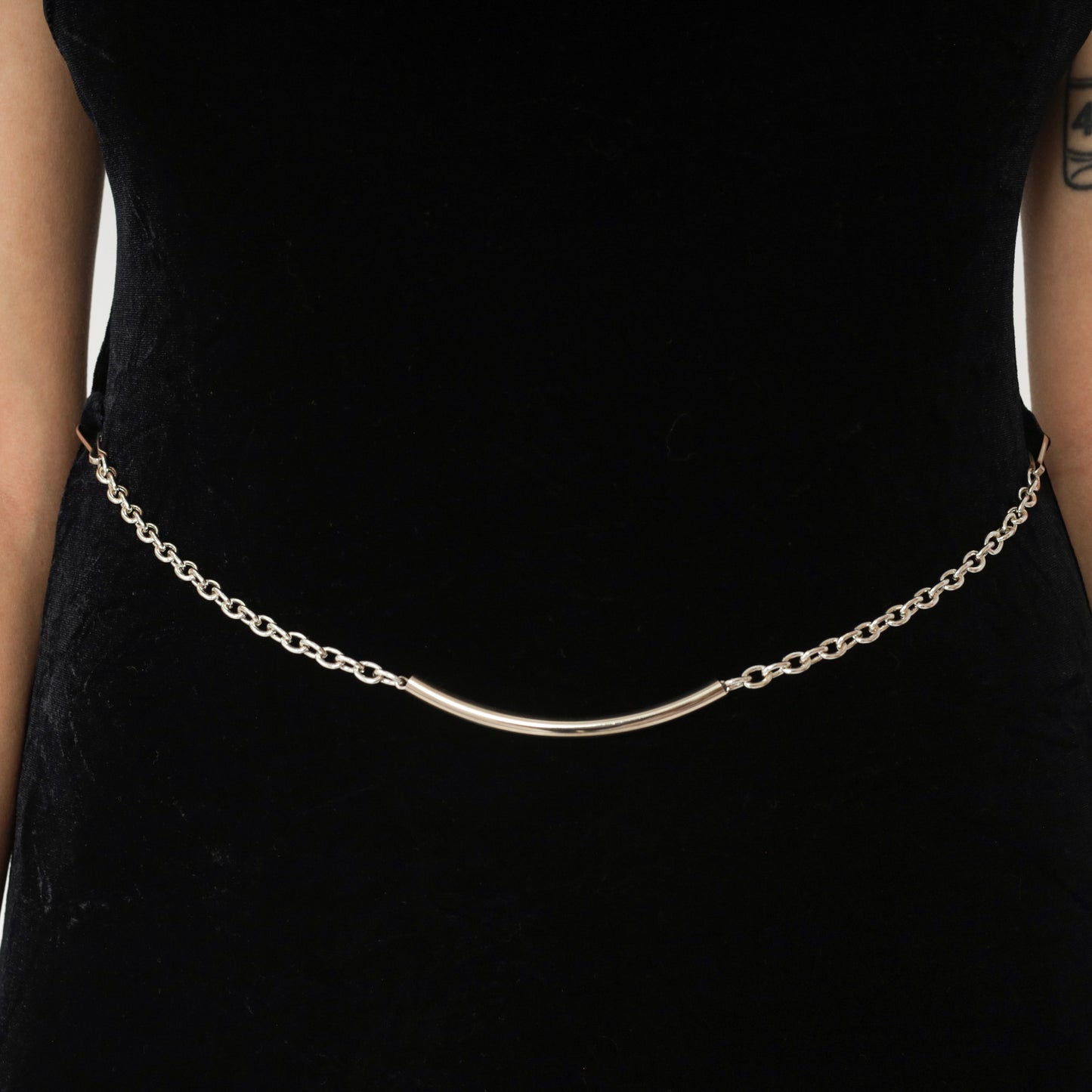 90s Black Velvet Maxi Dress with Chain Belt 5/6