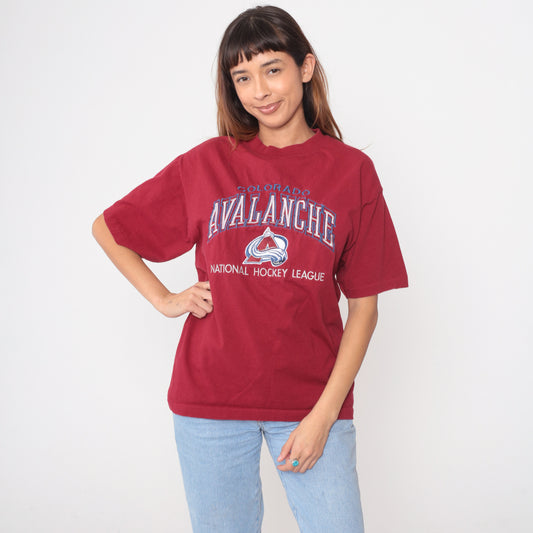 Colorado Avalanche 90s Hockey Shirt NHL Athletic Red Cotton Tee Sports Team Vintage National League Crewneck Throwback Streetwear Medium M