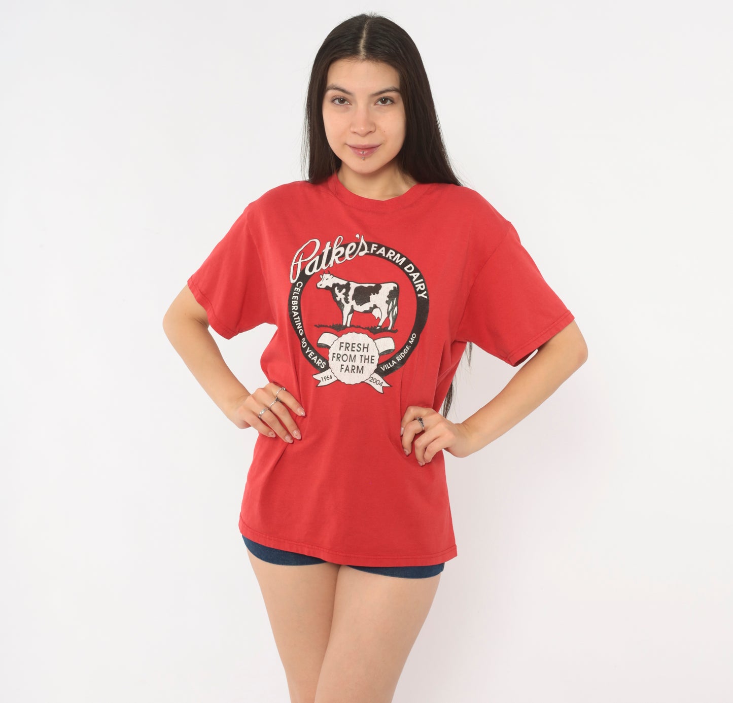 Patkes Farm Dairy Tee 90s Cow Graphic Print Red Cotton Shirt Villa Ridge Missouri Anniversary Vintage Short Sleeve Tomato Crimson Large L