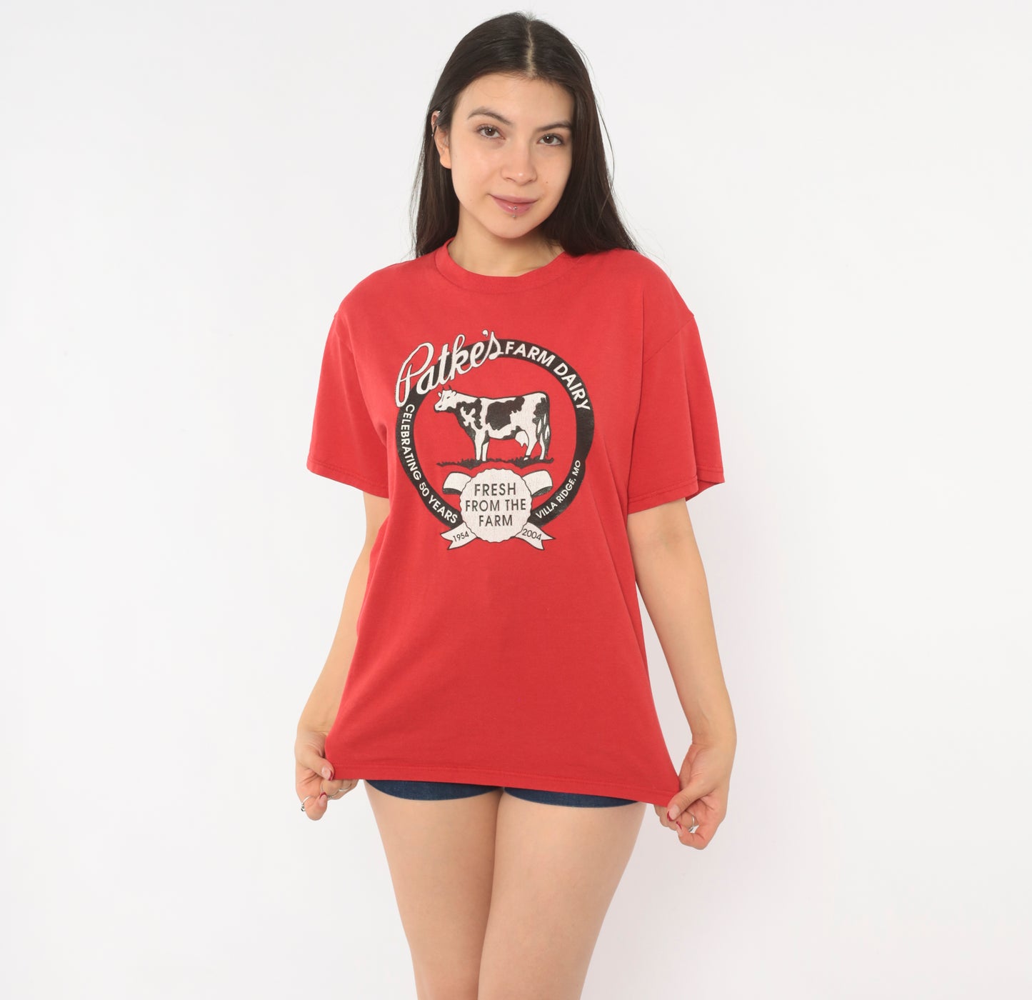 Patkes Farm Dairy Tee 90s Cow Graphic Print Red Cotton Shirt Villa Ridge Missouri Anniversary Vintage Short Sleeve Tomato Crimson Large L