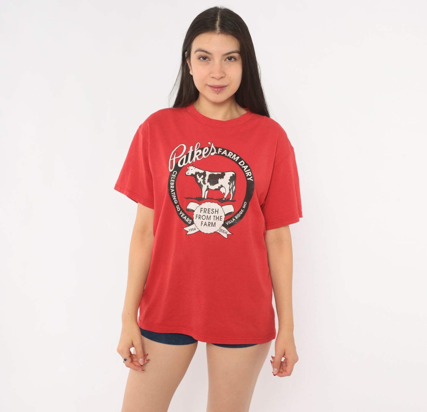 Patkes Farm Dairy Tee 90s Cow Graphic Print Red Cotton Shirt Villa Ridge Missouri Anniversary Vintage Short Sleeve Tomato Crimson Large L