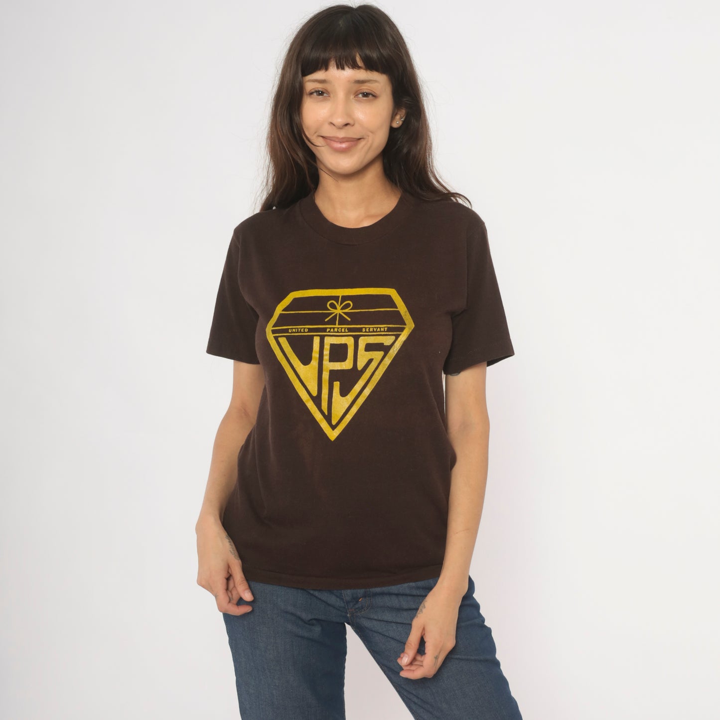 United Parcel Servant Superman Parody Tee 80s Novelty Graphic Diamond Logo Gold Brown Cotton Humor Funny Joke Chocolate Vintage Top Small S
